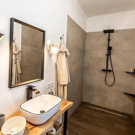 Ferienbahnhof Fichtental Bahnhofs-apartment Lejlighed